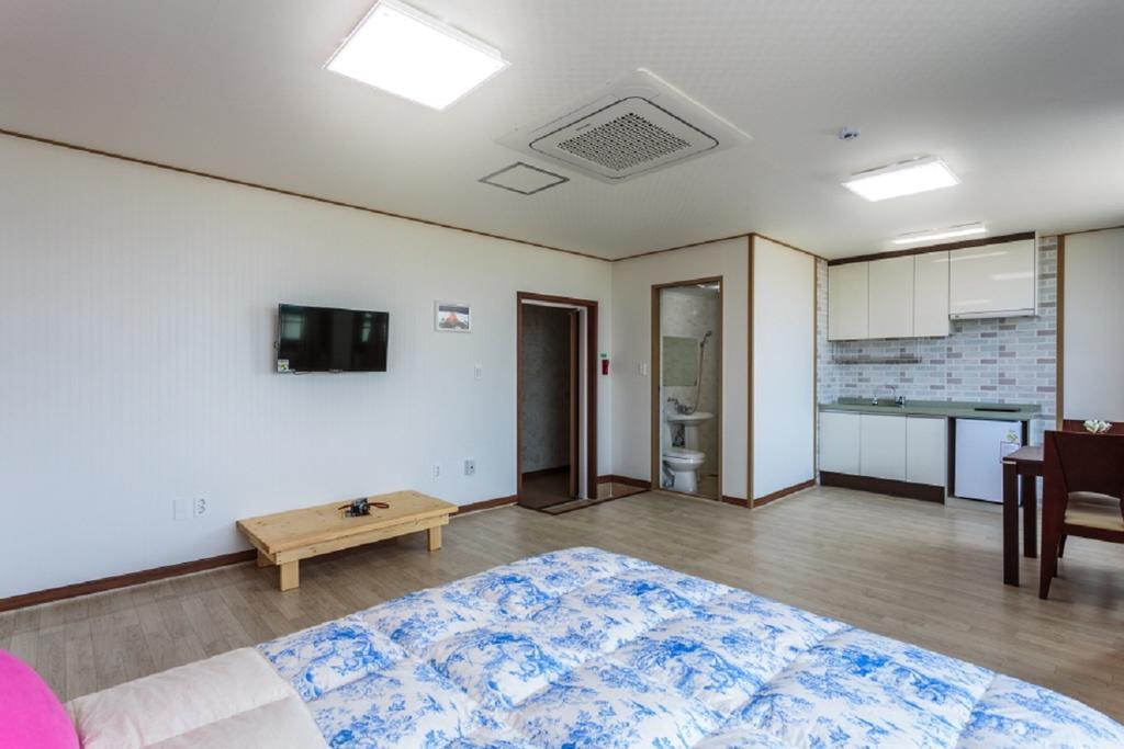 Jeju Wayo Pension Екстериор снимка
